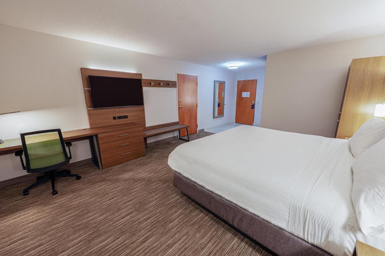Holiday Inn Express Hotel & Suites Goshen By Ihg Eksteriør billede