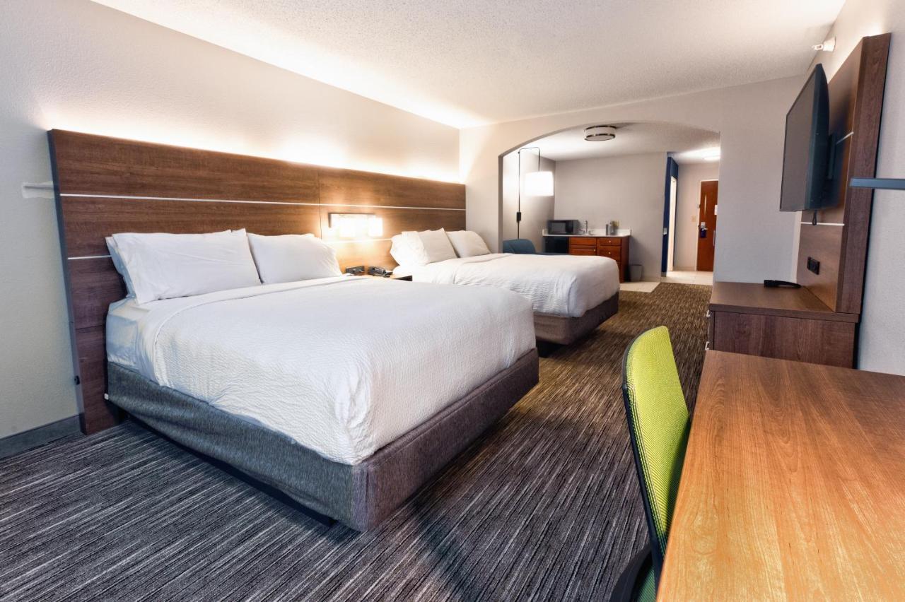 Holiday Inn Express Hotel & Suites Goshen By Ihg Eksteriør billede