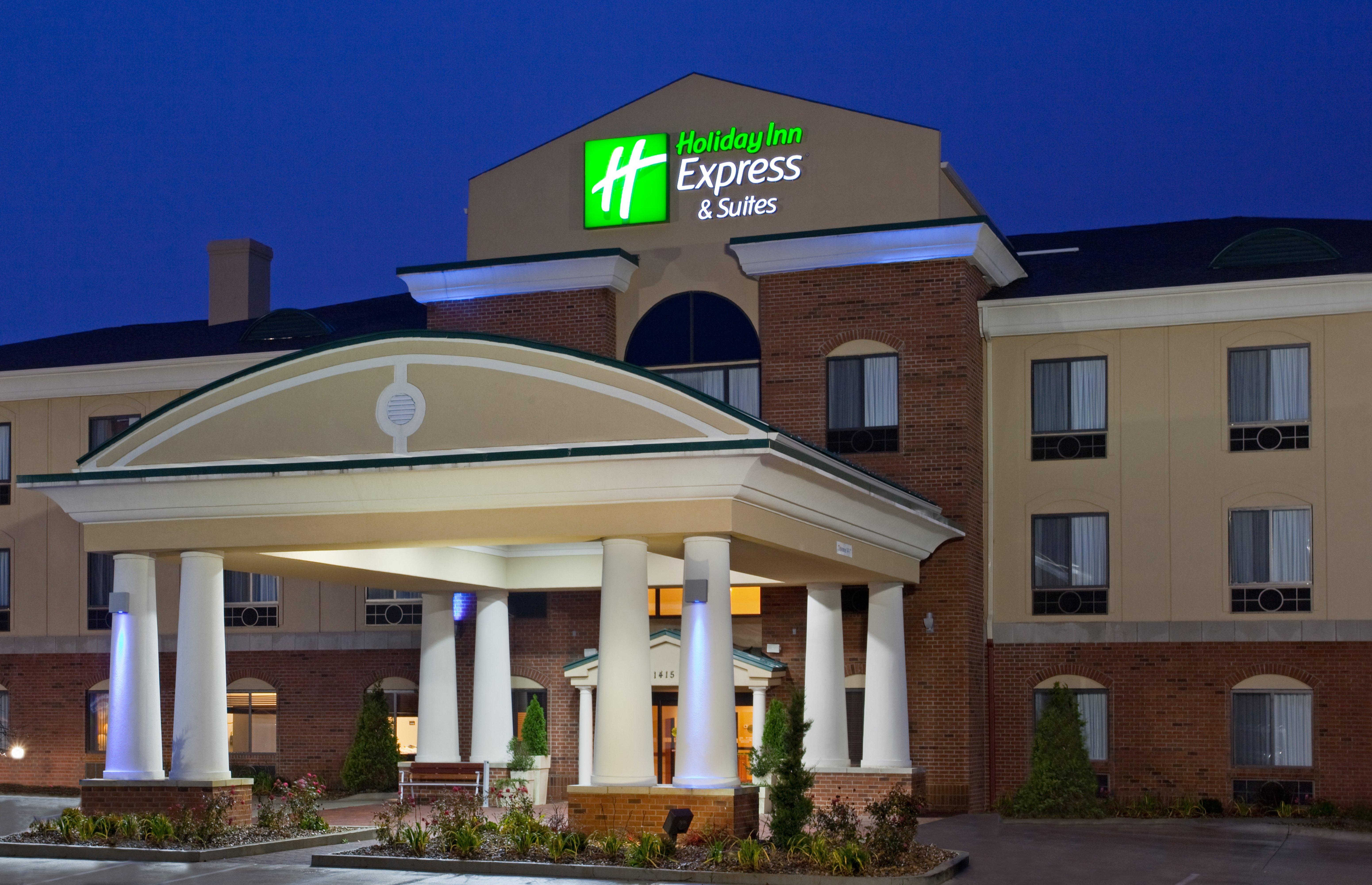 Holiday Inn Express Hotel & Suites Goshen By Ihg Eksteriør billede