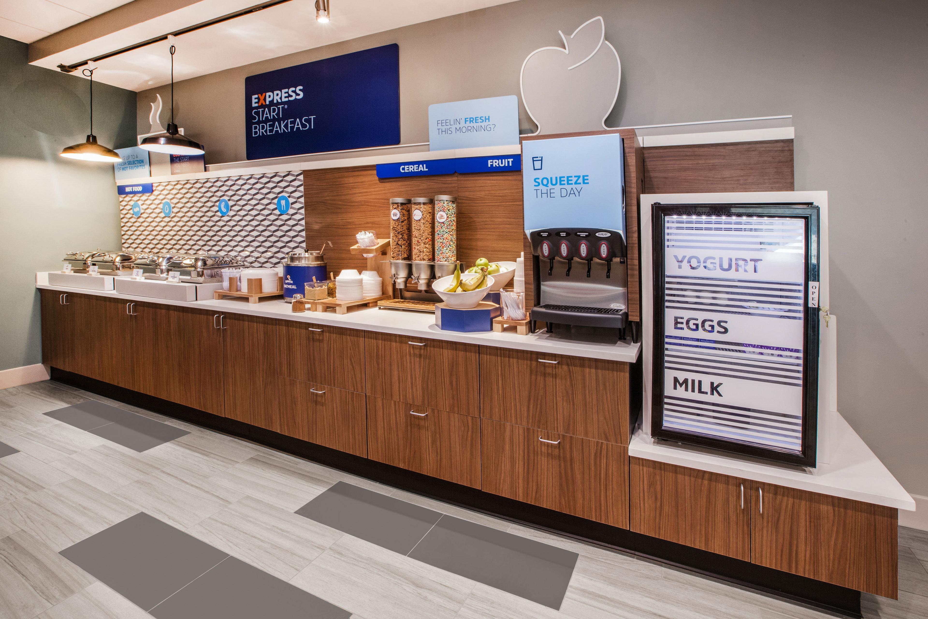 Holiday Inn Express Hotel & Suites Goshen By Ihg Eksteriør billede