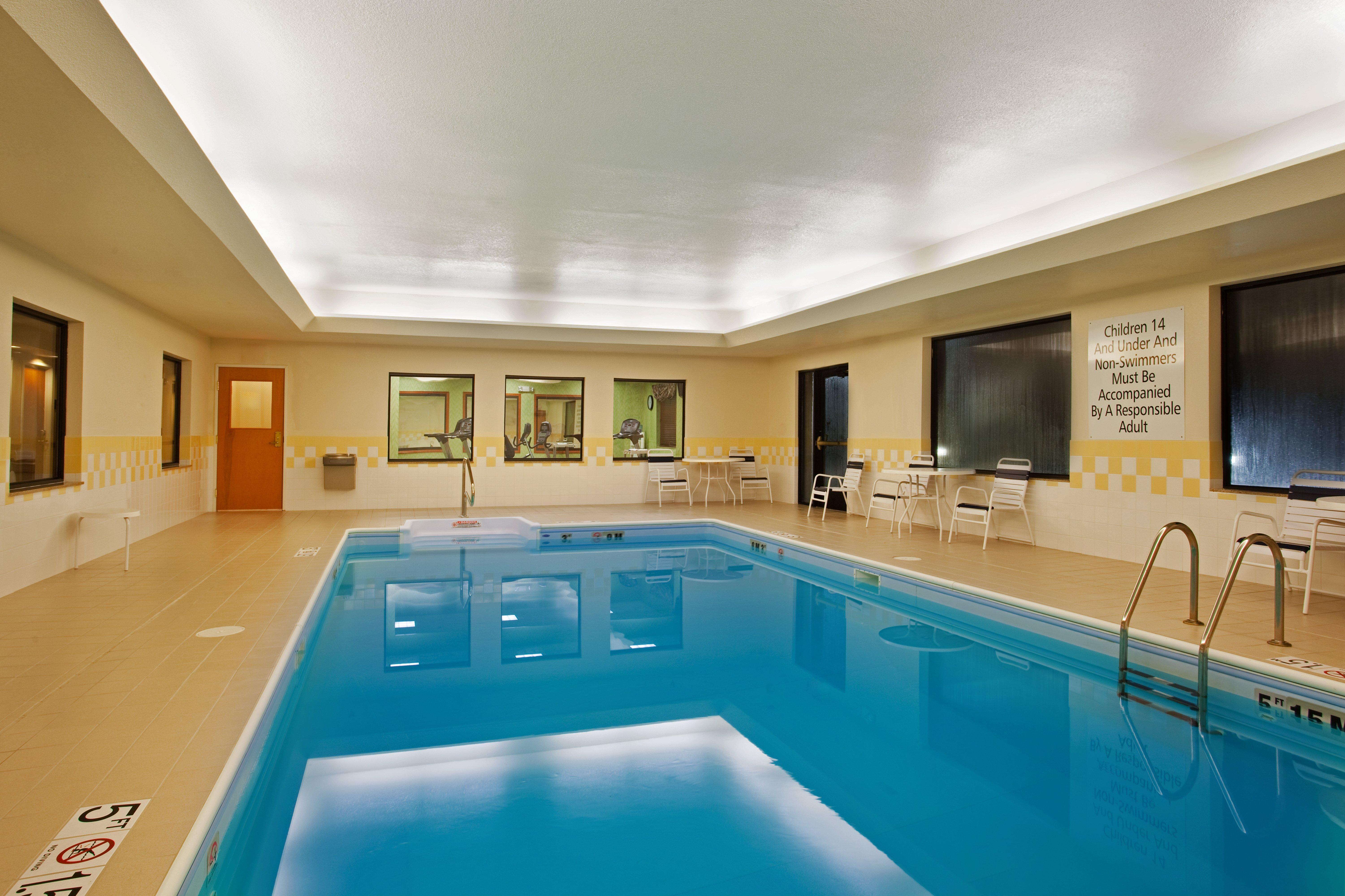 Holiday Inn Express Hotel & Suites Goshen By Ihg Eksteriør billede