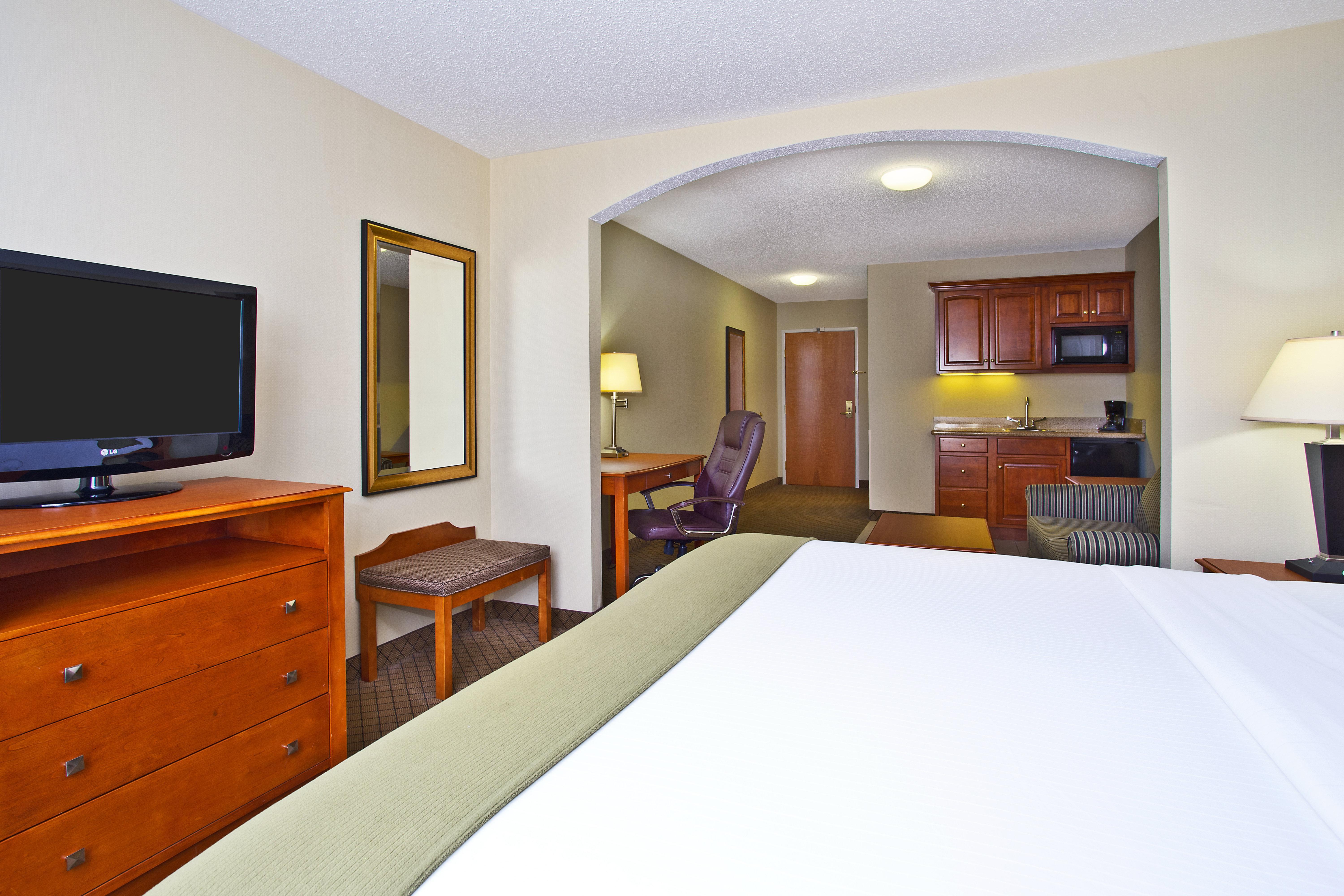 Holiday Inn Express Hotel & Suites Goshen By Ihg Eksteriør billede