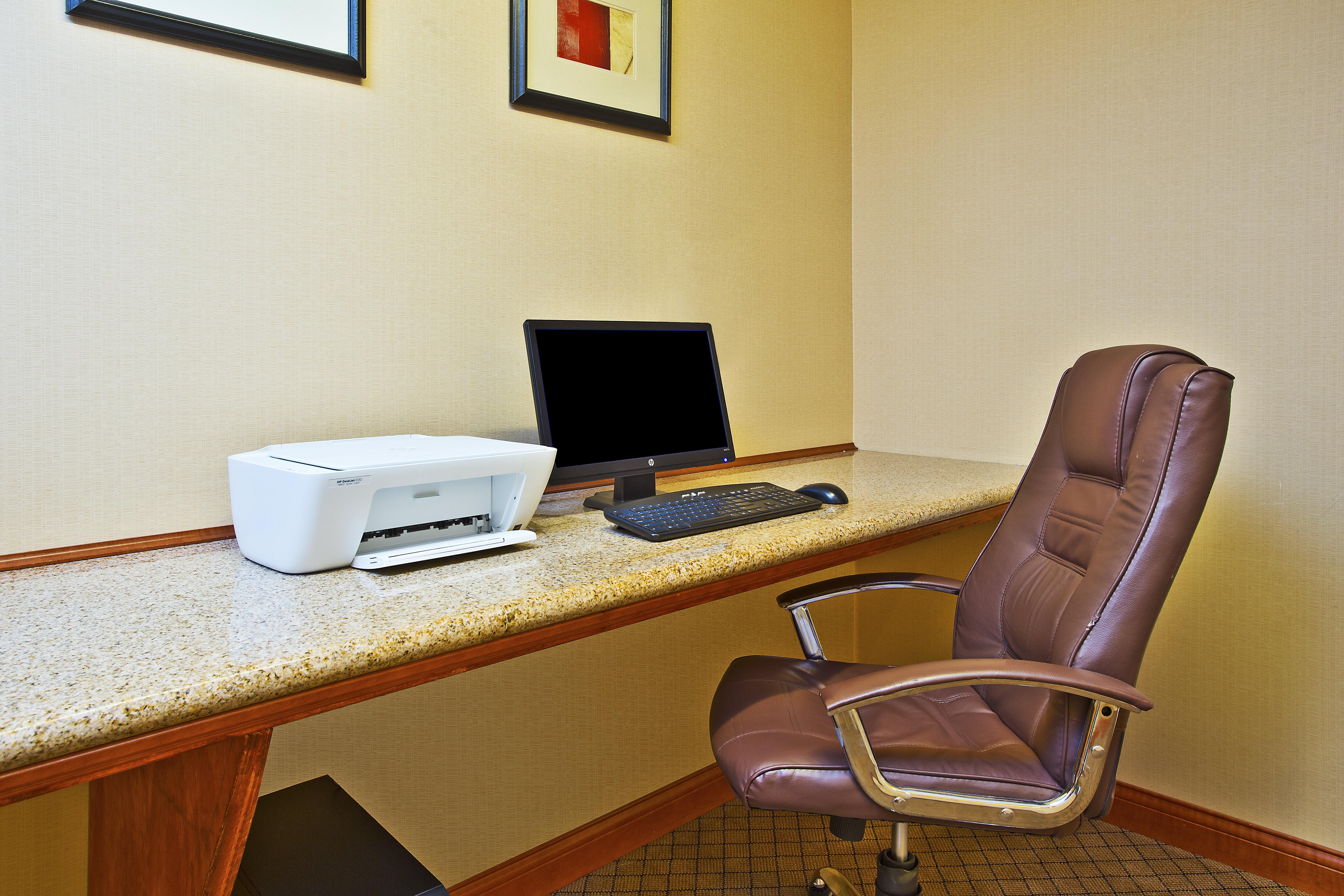 Holiday Inn Express Hotel & Suites Goshen By Ihg Eksteriør billede