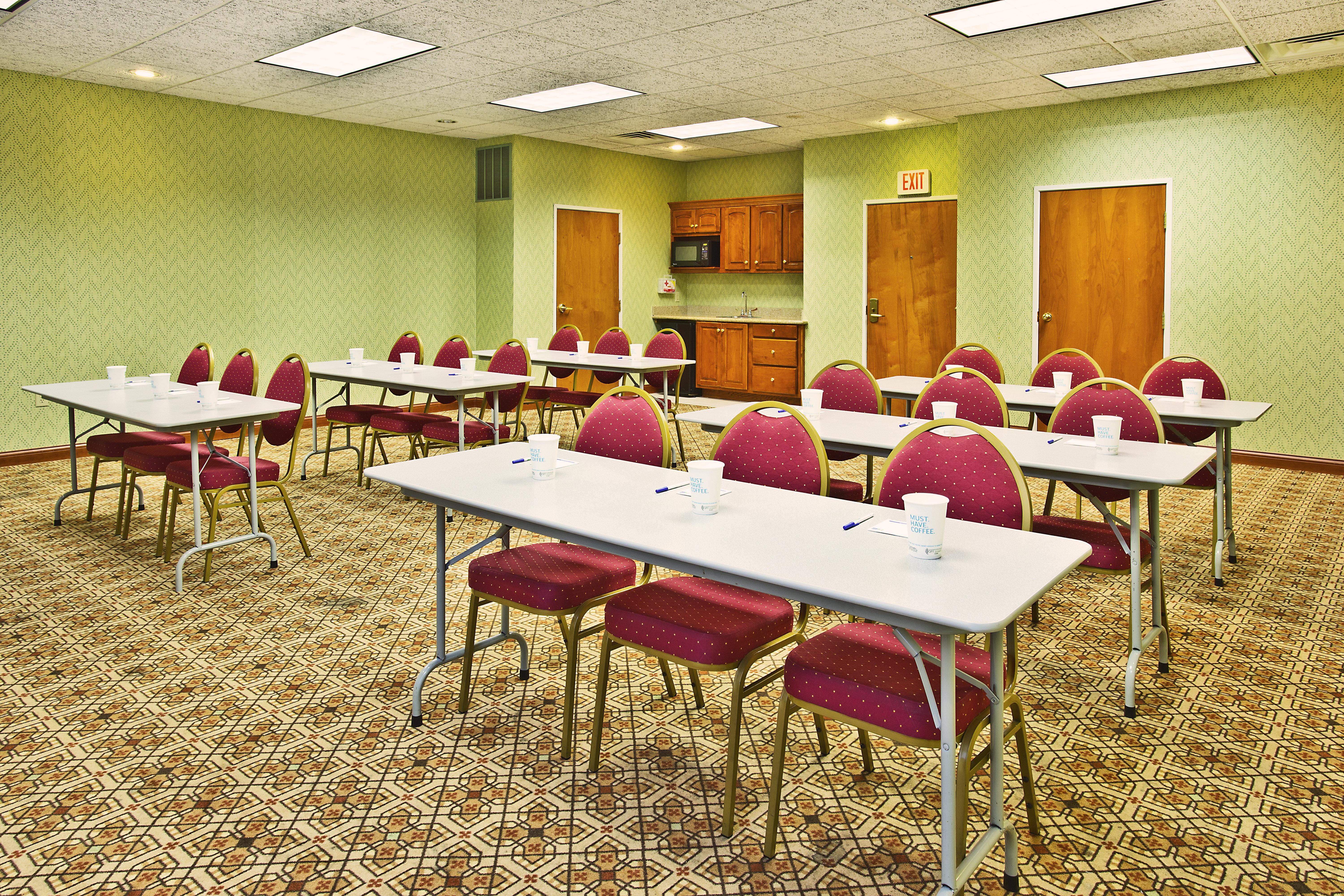 Holiday Inn Express Hotel & Suites Goshen By Ihg Eksteriør billede